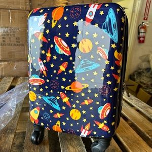 Kids luggage spinner